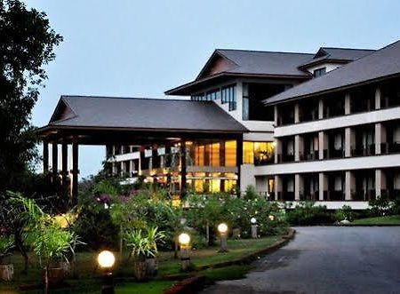 Hillside Country Home Golf & Resort Kabin Buri Exterior foto